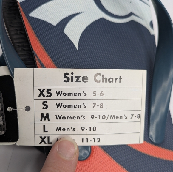 NWT NFL Denver Broncos Flip Flop Sandals Men 9/10 - Picture 5 of 6